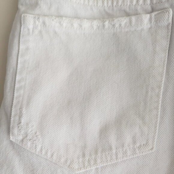 Zara Distressed Hem Bemuda Shorts - Picture 5 of 10